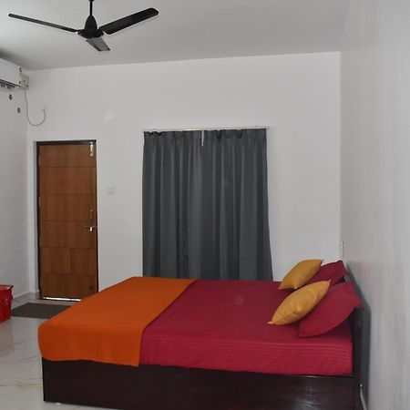 Gundappa Cafe Gokarna Kudle Beach Екстер'єр фото