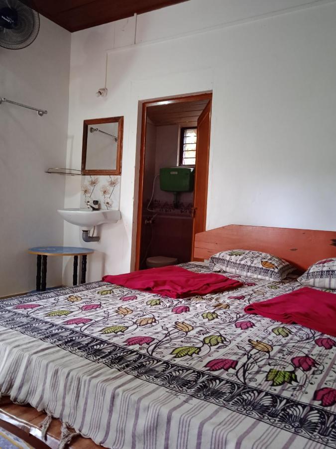 Gundappa Cafe Gokarna Kudle Beach Екстер'єр фото